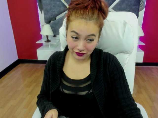 Oddajajo posnetke zaslona Jessi-rabbit