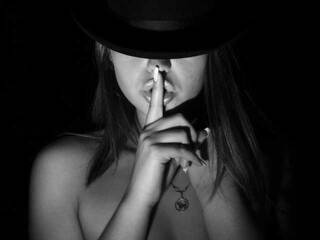 Erotični video klepet JessyCruz