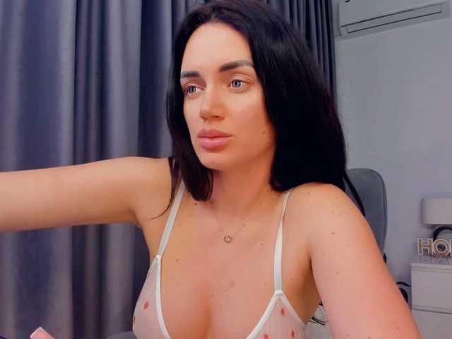 Oddajajo posnetke zaslona Jessykmxx