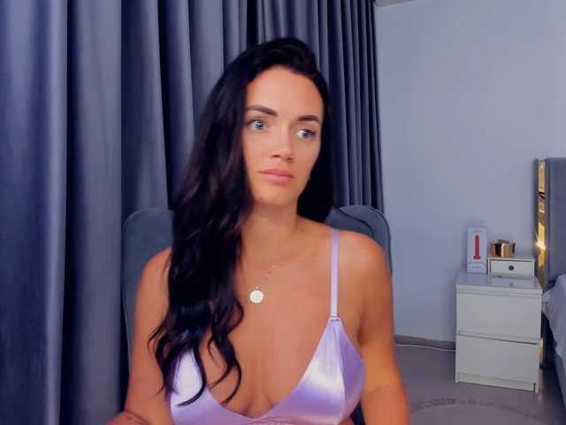 Oddajajo posnetke zaslona Jessykmxx