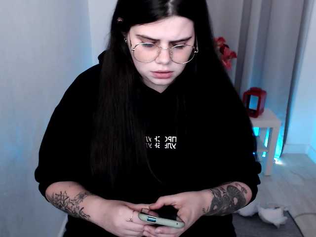 Oddajajo posnetke zaslona JoyOnee