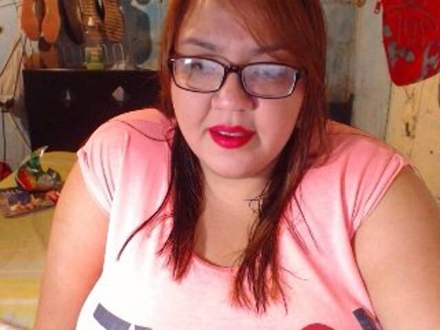 Oddajajo posnetke zaslona latinBBW