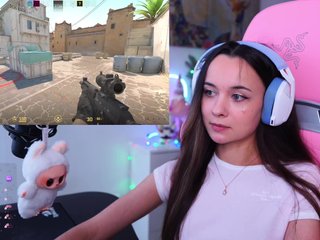 Erotični video klepet JuicyAngel