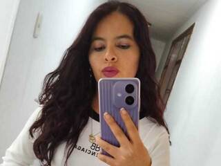 Erotični video klepet Juliana-rosee