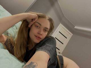 Erotični video klepet HollyGolightly