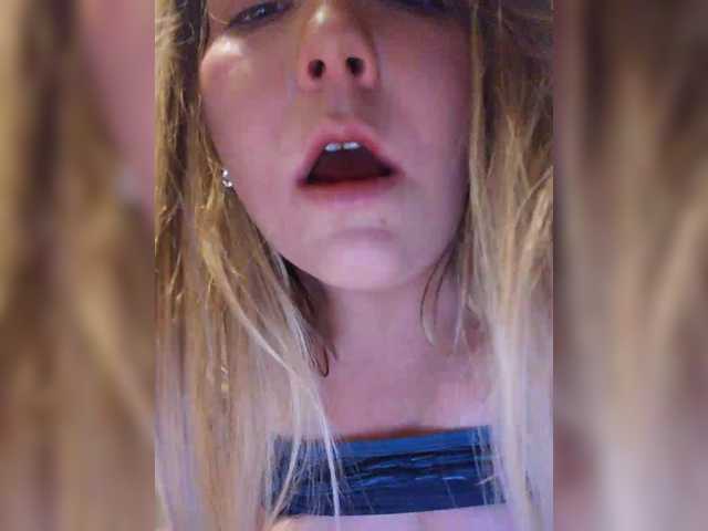 Oddajajo posnetke zaslona Jxoxx