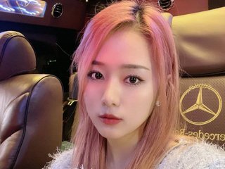 Erotični video klepet kaitlyn-zhang