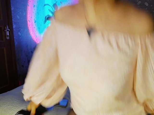 Oddajajo posnetke zaslona -BMECTE-