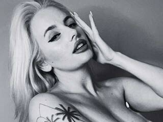 Erotični video klepet Kaleicarter