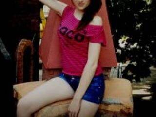 Erotični video klepet kamaliyaaa