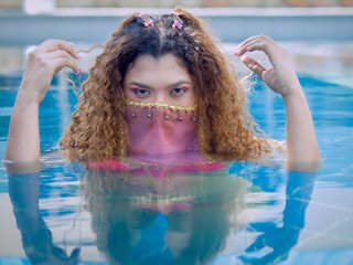 Erotični video klepet kareenaa