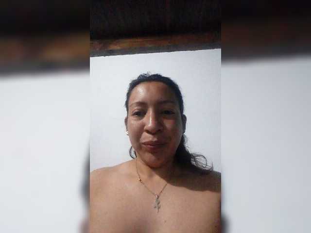 Oddajajo posnetke zaslona Karicam