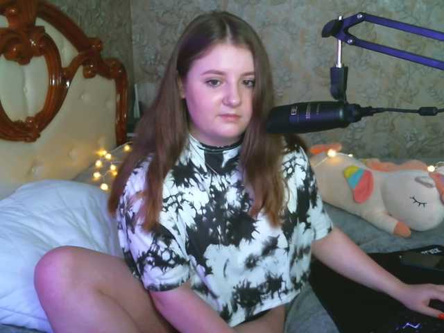 Fotografije PussyEva Karina, 18 years old, sociable :))) write to the chat - let's chat)) make me nice) I ignore requests without tokens