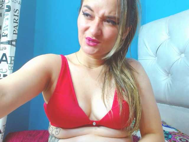 Oddajajo posnetke zaslona karolfoxhxt