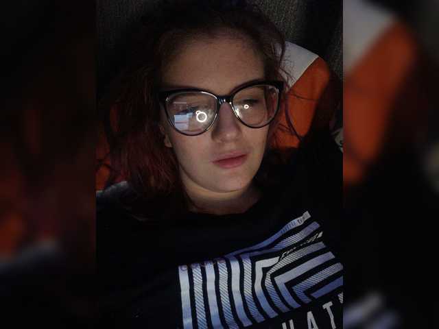 Oddajajo posnetke zaslona KarolinaBel