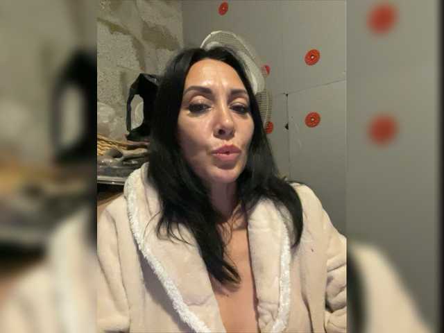 Fotografije Karolina_Milf ❤️ Hi,Guys ! ❤️ SHOW WITH DILDO ❤️ @remain ❤️ LOVENS WORKS from 2 tok FAVORITE VIBRATION 27 tok Random 22 Wave 55 Pulse 222 Fireworks 333 Earthquake 555 THE HIGH. VIBRATION from 666 ! Cam2Cam in private! Before the private 50 tok in the chat