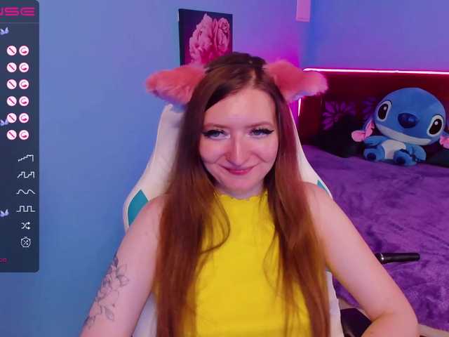 Fotografije KarolinaQueen @remain before striptease, NEW TOY DOMI!!! Hey, I'm Karolina, you won't get bored with me!) The sweetest thing on the menu is the squirt, POV blowjob, and juicy ass twerking. I am the real queen of ahegao^^