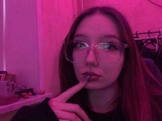 Erotični video klepet KarolineZarro