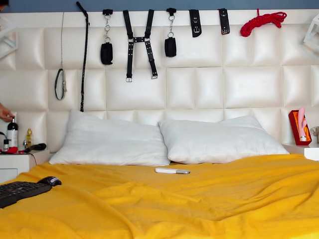 Oddajajo posnetke zaslona KataYJoseph