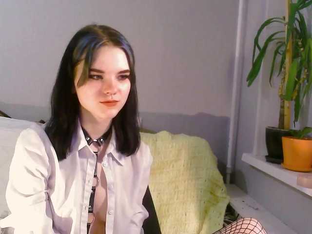 Oddajajo posnetke zaslona Softy_Kortny