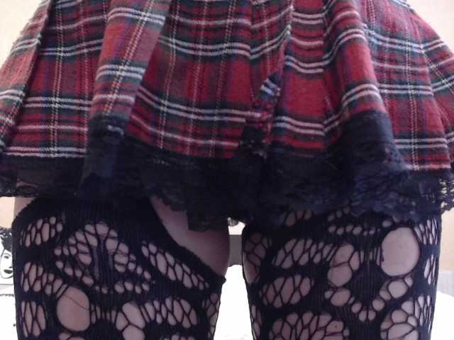 Oddajajo posnetke zaslona SeXXXyLexi