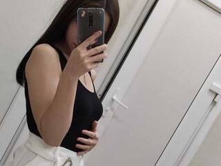 Erotični video klepet MalishkaGo