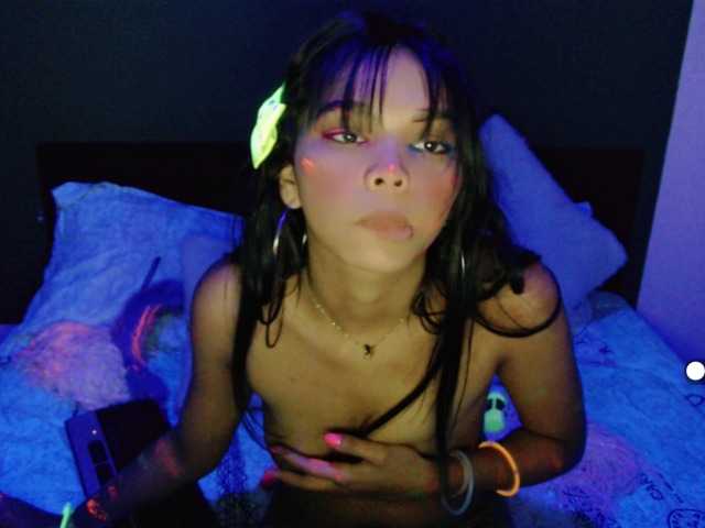 Fotografije Kathleen show neon #feet #ass #squirt #lush #anal #nailon #teenagers #+18 #bdsm #Anal Games#cum,#latina,#masturbation #oil, ,#Sex with dildo. #young #deep Throat #cam2cam #anal #submissive#costume#new #Game with dildo.
