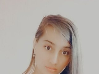 Erotični video klepet katie-adamss
