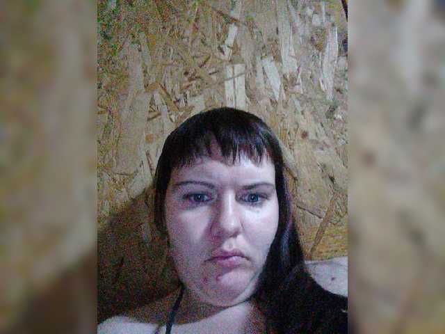 Oddajajo posnetke zaslona KatieMacAlist