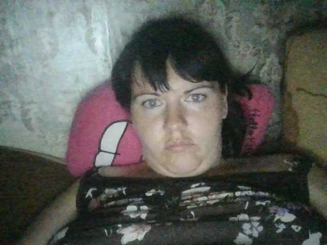 Oddajajo posnetke zaslona KatieMacAlist