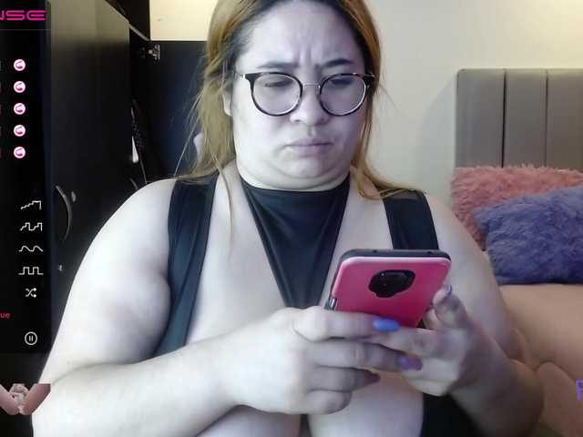 Oddajajo posnetke zaslona katrina-boobs