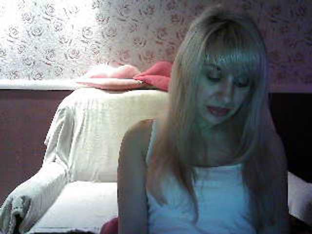 Oddajajo posnetke zaslona KatrinaBelial