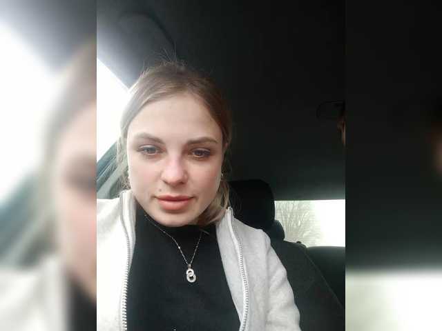 Oddajajo posnetke zaslona Keitri