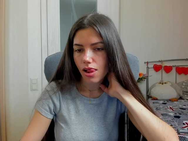 Oddajajo posnetke zaslona Kattystar