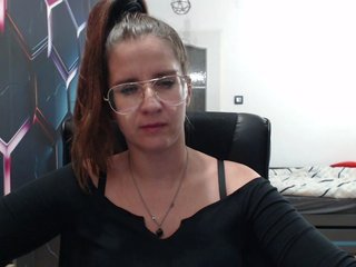 Erotični video klepet KayaCute