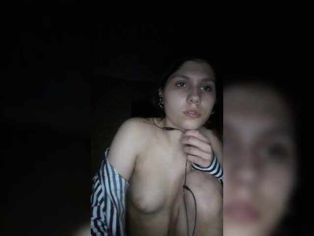 Oddajajo posnetke zaslona SexyBunnyy