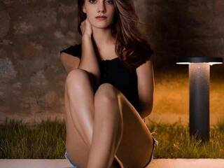 Erotični video klepet Khloestahr