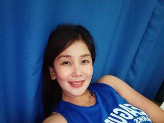 Erotični video klepet Miyuki