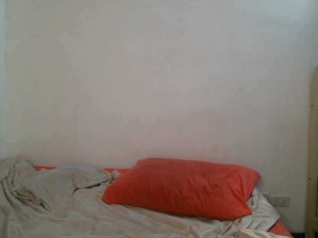 Oddajajo posnetke zaslona Kiitty-doll1