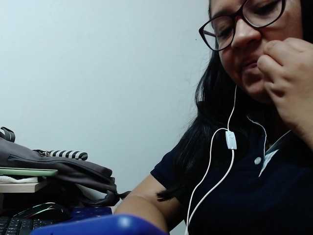 Oddajajo posnetke zaslona kimwilliams