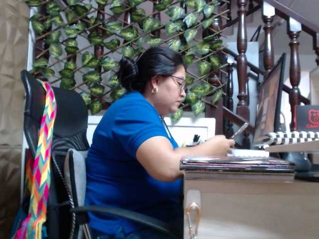 Oddajajo posnetke zaslona kimwilliams