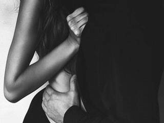 Erotični video klepet Kingquee