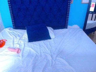 Erotični video klepet kinky-redhead18