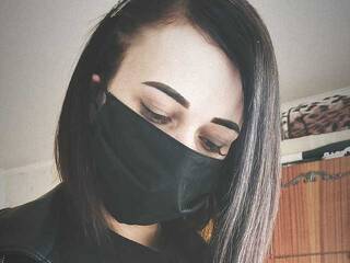 Erotični video klepet KiraFromHell