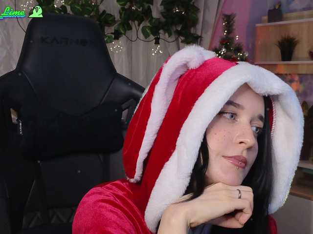 Oddajajo posnetke zaslona Kira_Li_Lime