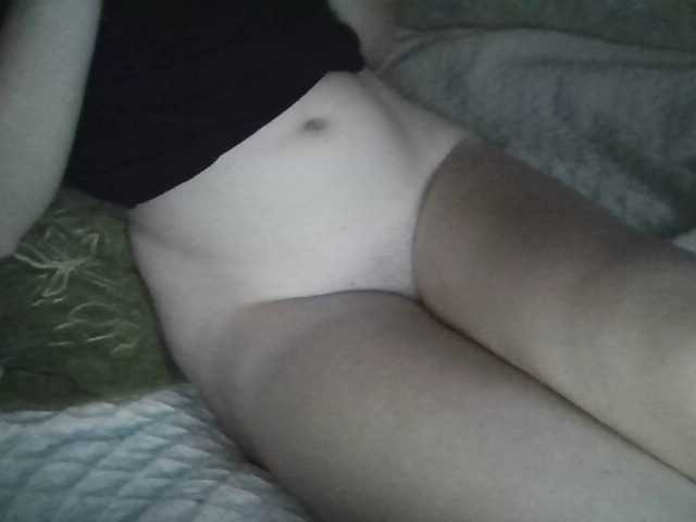 Oddajajo posnetke zaslona Kisgirl