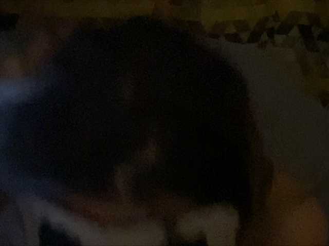 Oddajajo posnetke zaslona Kiska-Hellyn