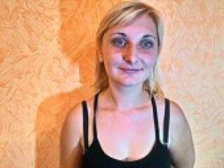 Erotični video klepet kiskaxxxx