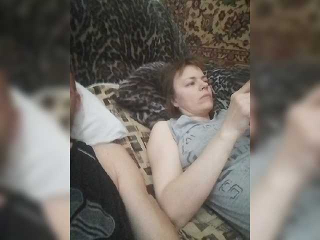 Oddajajo posnetke zaslona KissaAndr