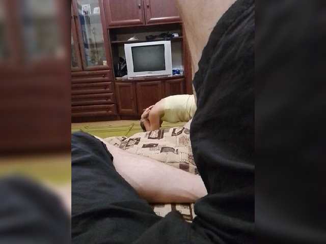 Oddajajo posnetke zaslona KissaAndr
